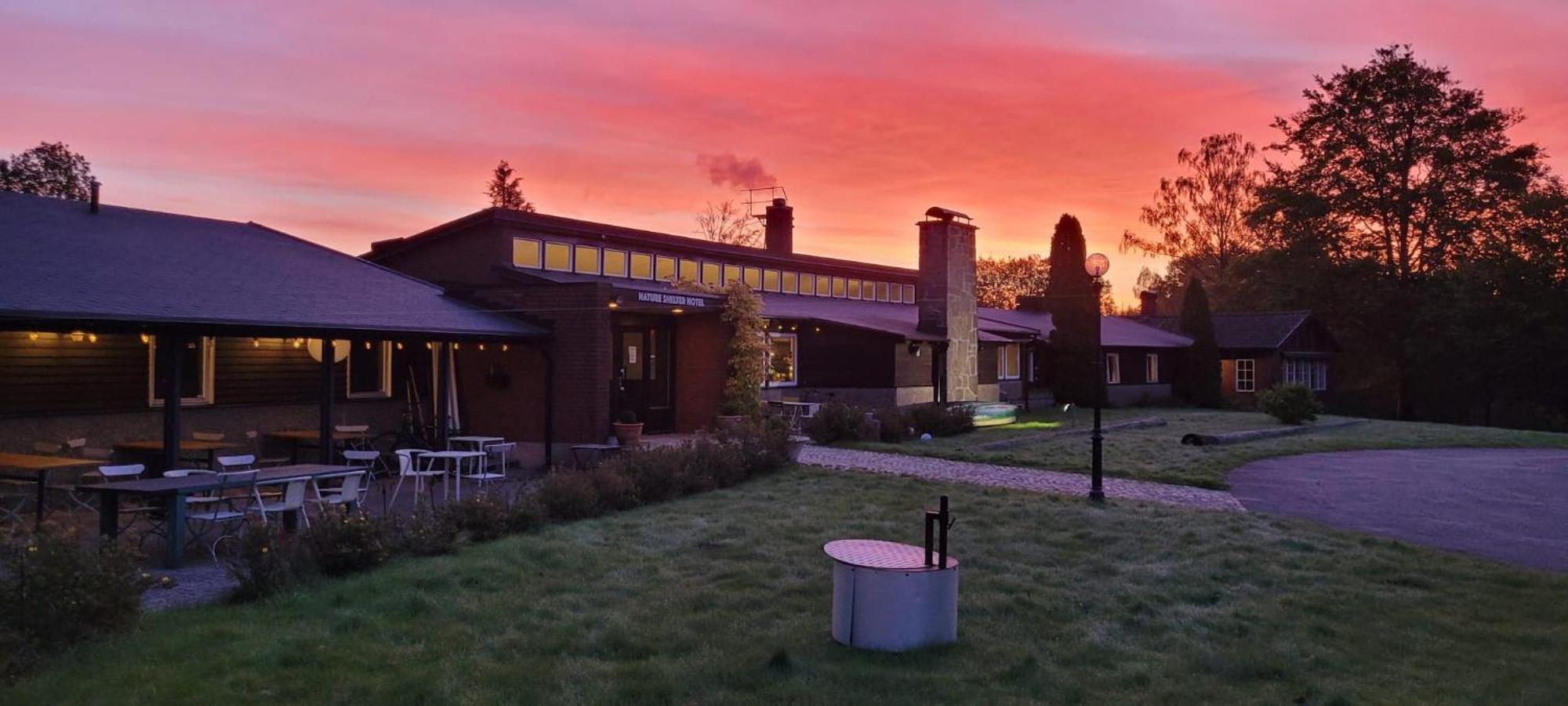 Nature Shelter Hotel Åsljunga Екстериор снимка