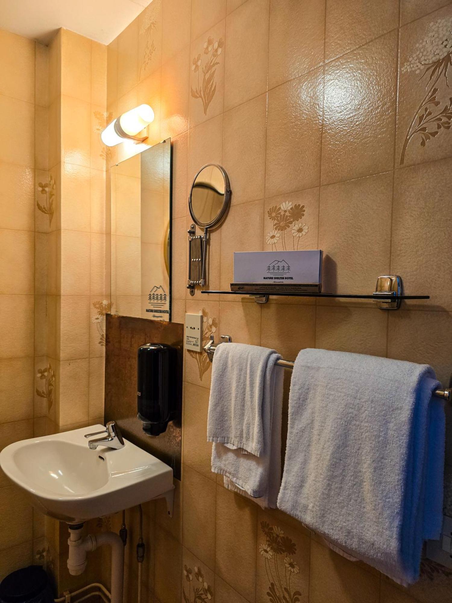 Nature Shelter Hotel Åsljunga Екстериор снимка
